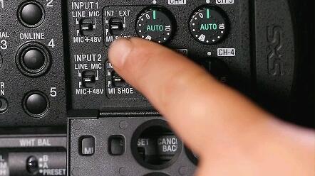 花幾千買個收音設(shè)備 索尼d21到底值不值得買,這次估計又?jǐn)〖伊? />
</span>
<span id=